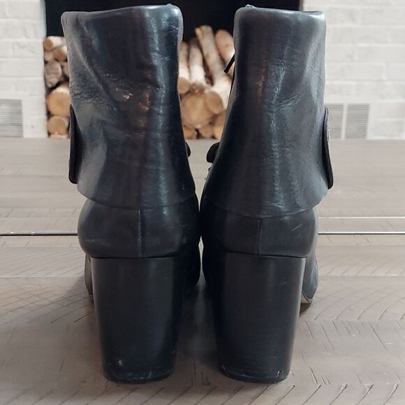 Muxart Black Leather Fold Over Heeled Ankle Booties Sz 39 - Picture 8 of 15